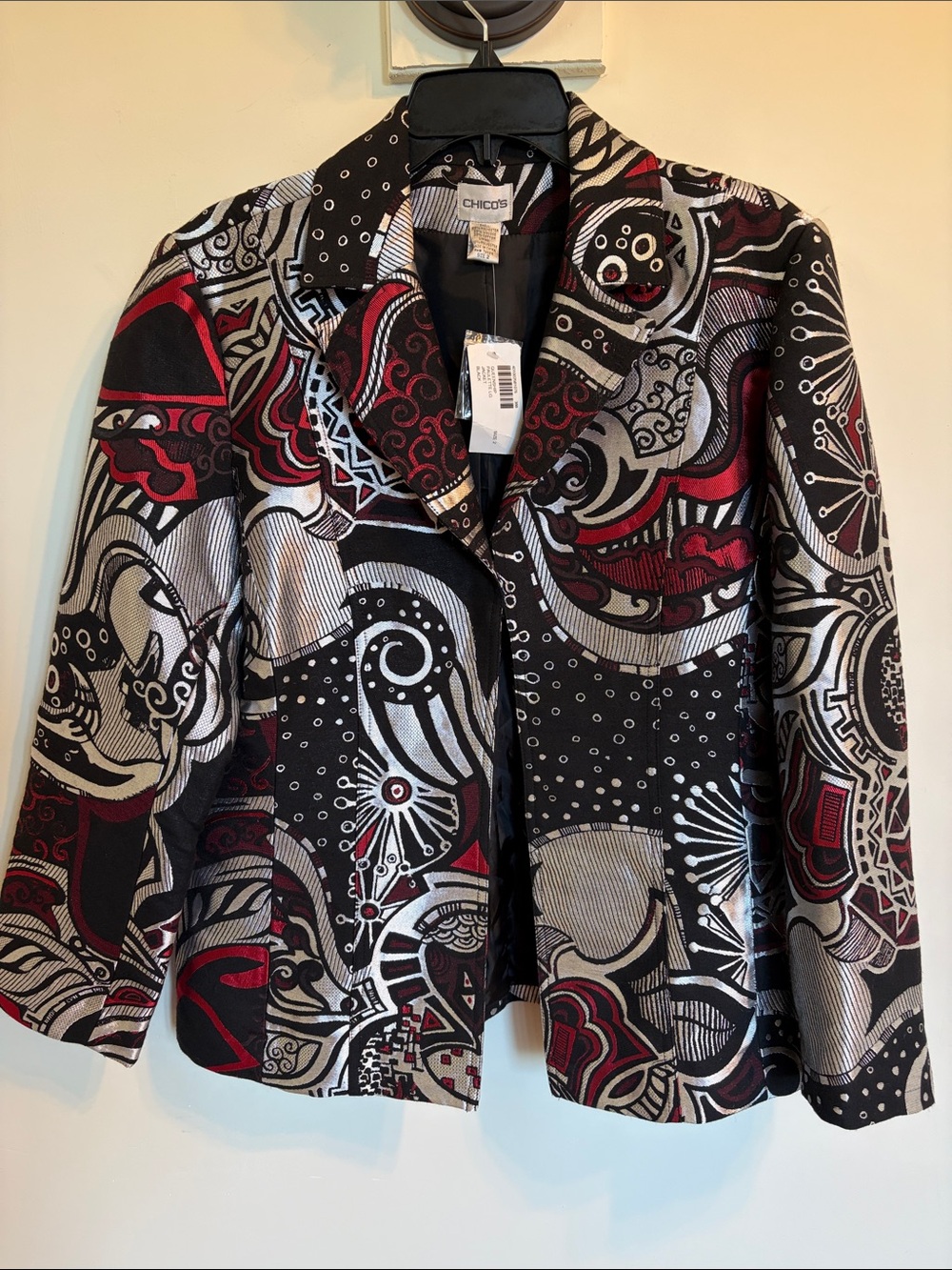 Chico’s NWT Metallic Silver Red Black Jacquard Blazer Jacket Size 2 Large